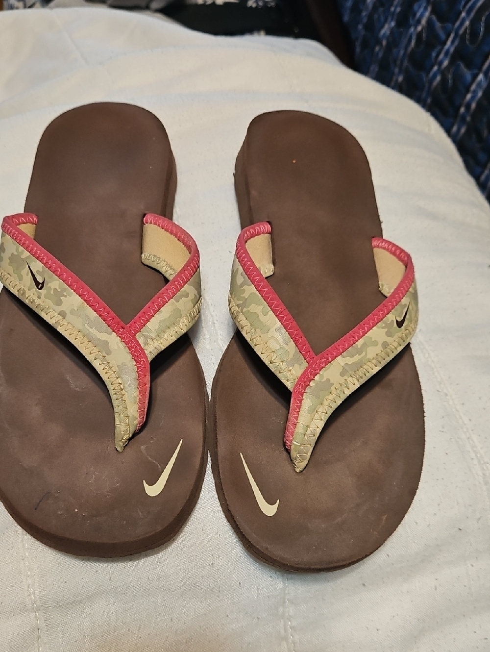 Nike Brown Flip Flops with Pinkish Orange-Trim Camouflage Straps